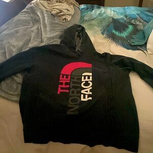THE NORTH FACE HOODIE